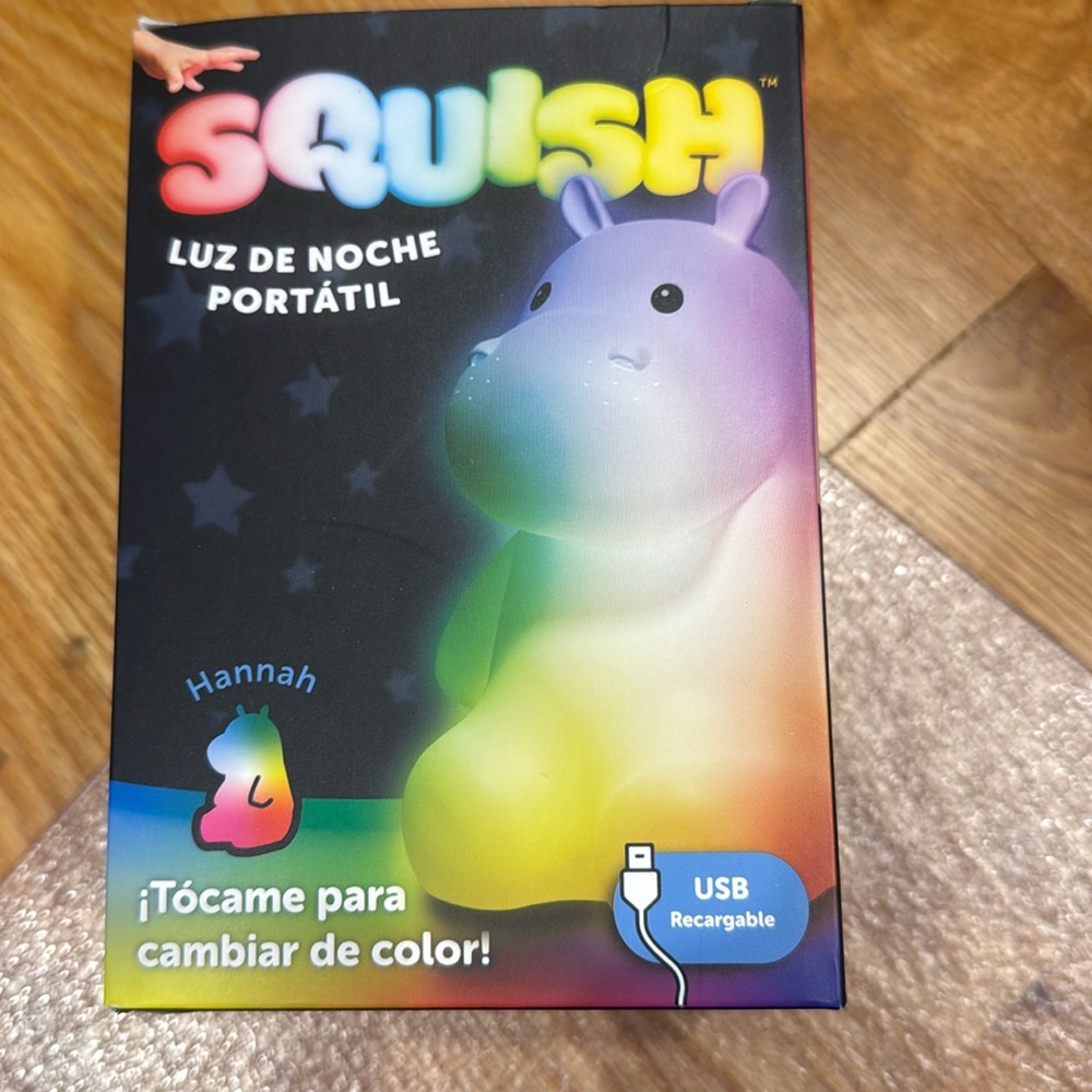 Portable night light - brand new